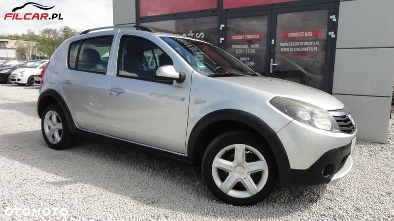 Dacia Sandero Stepway 1.6 - 15