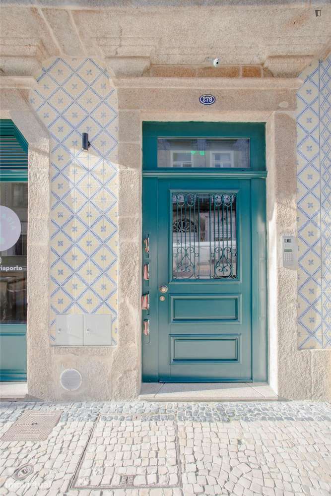 Estúdio - localizado em Cedofeita Porto - Grande imagem: 4/10