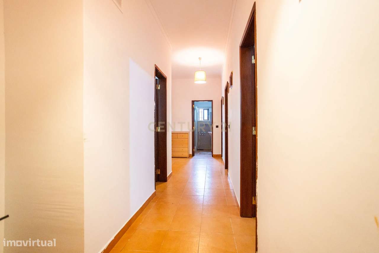 Moradia T3 Independente em Lote de 385 m² – Quinta do Conde, Sesimbra-9