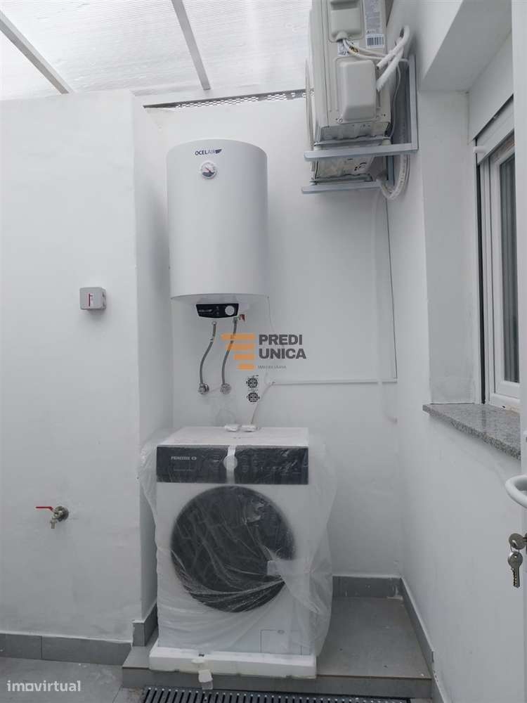Moradia  T1 totalmente renovada-13