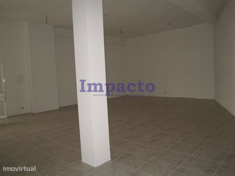 Loja em São João da Madeira - Grande imagem: 4/6