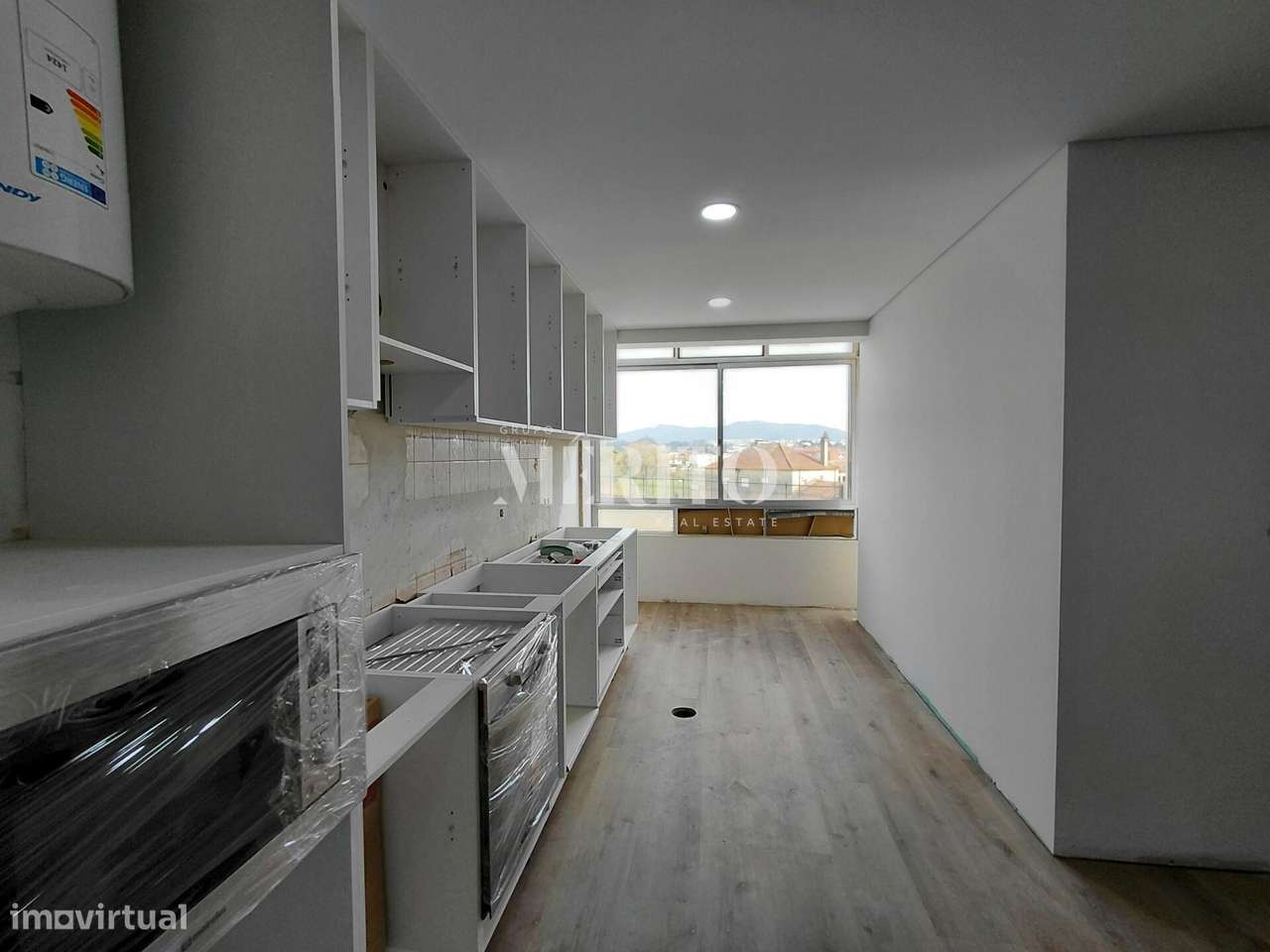 T0 Transformado em T1 | 59m2 | Totalmente Remodelado | Arcozelo – Barc - Grande imagem: 3/14