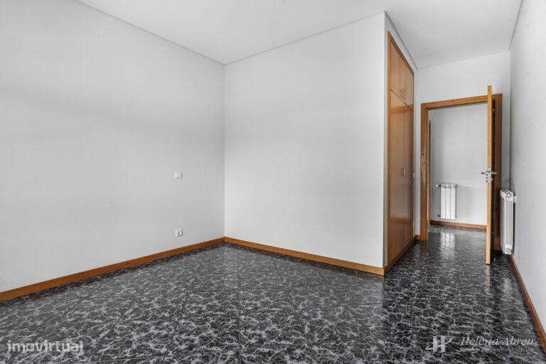 Apartamento T2 Lixa-17