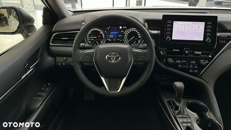 Toyota Camry - 15