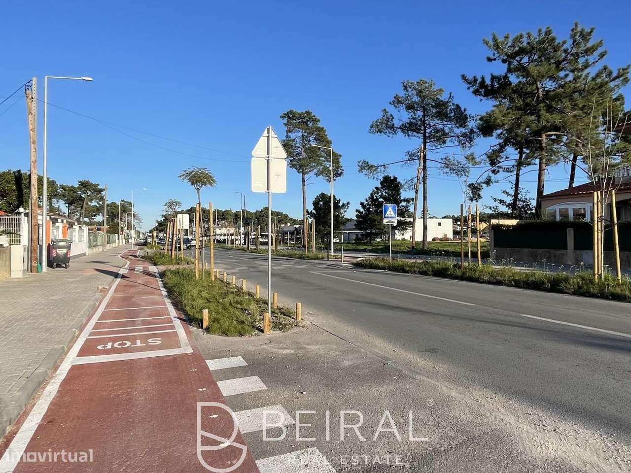 Terreno com excelente localização para construção de 12 apartament - Grande imagem: 5/10