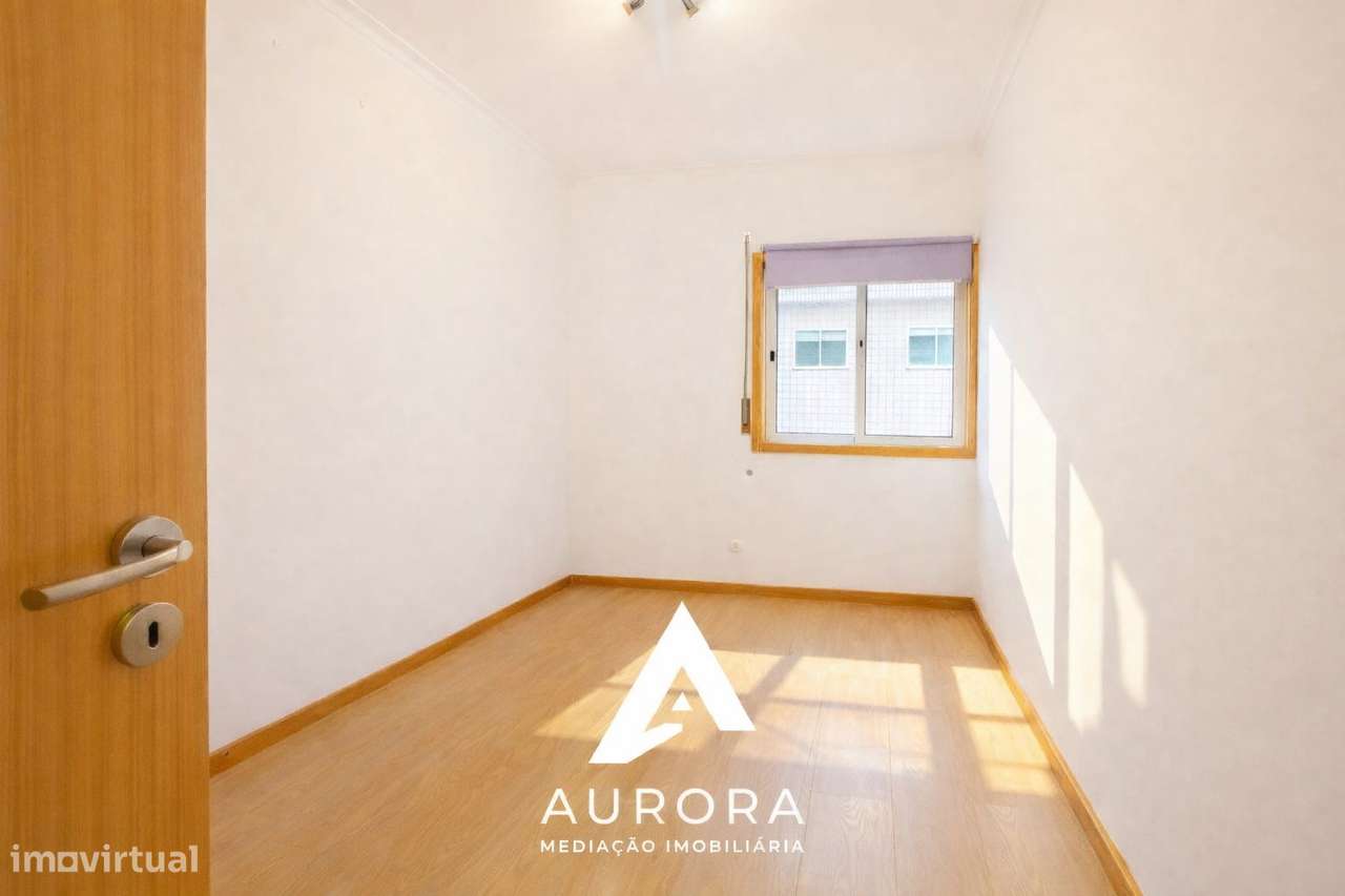 Apartamento T3 Venda em Oliveira de Azeméis, Santiago de Riba-Ul, Ul,-26