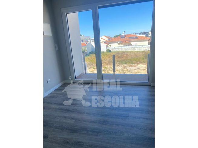 Moradia V4 em Fernão Ferro: ..
Conheça o Seu Novo Lar!...-26