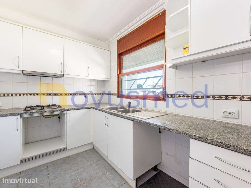 Moradia com Piscina na Zona Premium Areias São João, Albufeira-22
