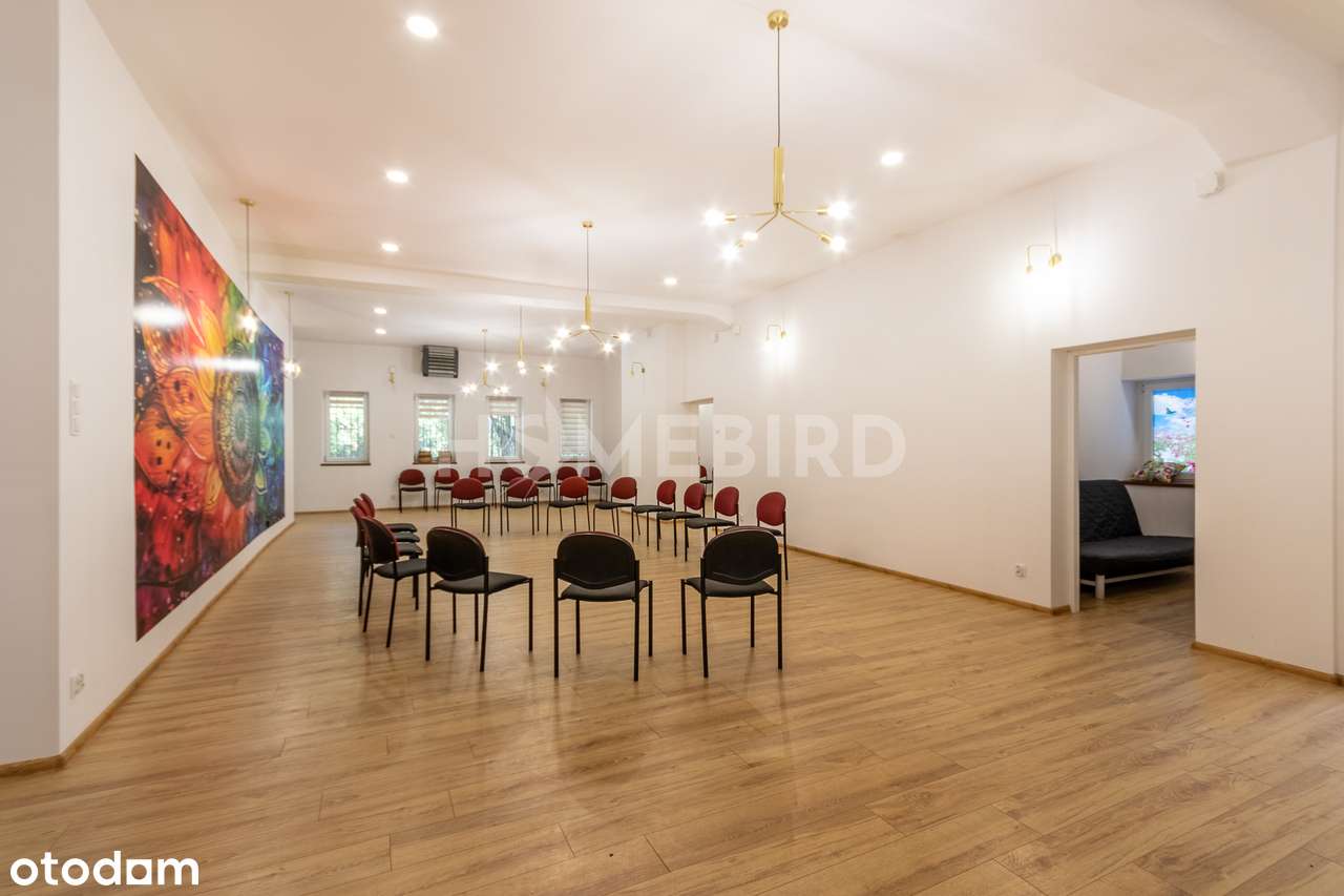 Funkcjonalny lokal usługowy z komfortowym mieszkaniem-12