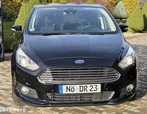 Ford S-Max - 10