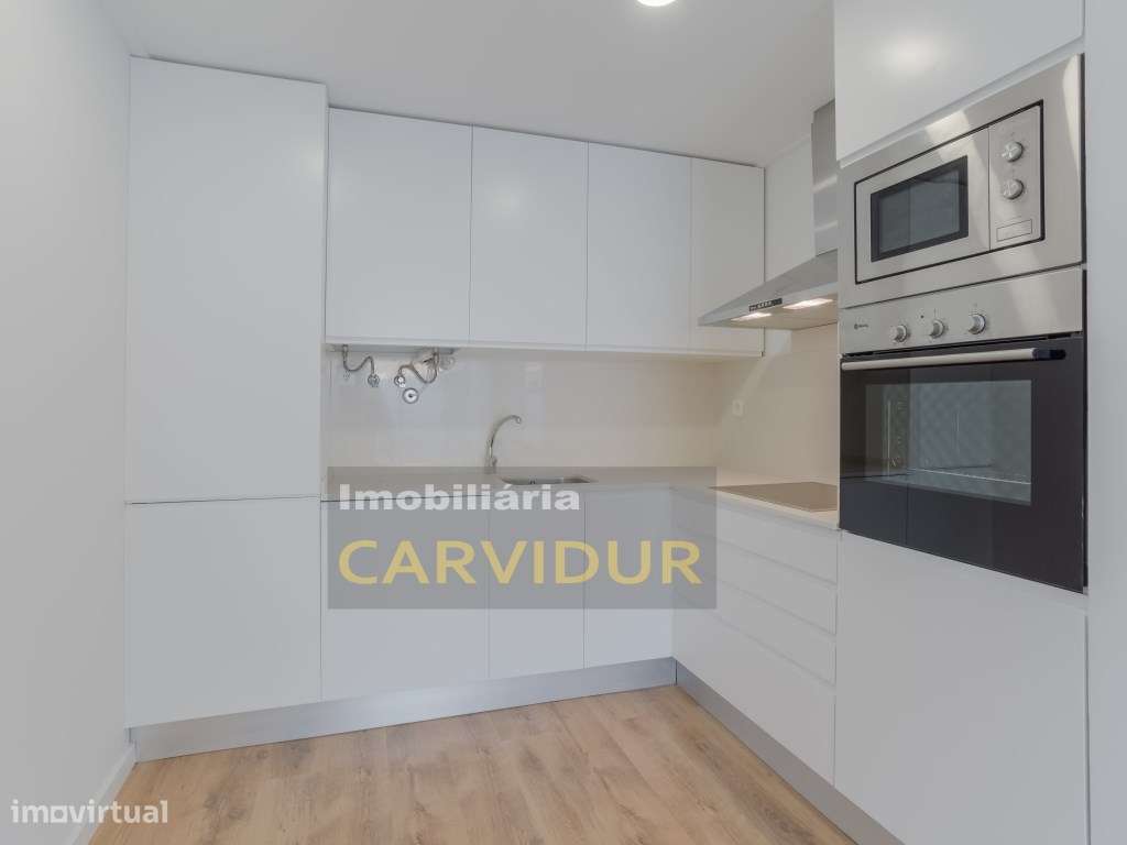 Alto Seixalinho T2 totalmente remodelado e equipado-1