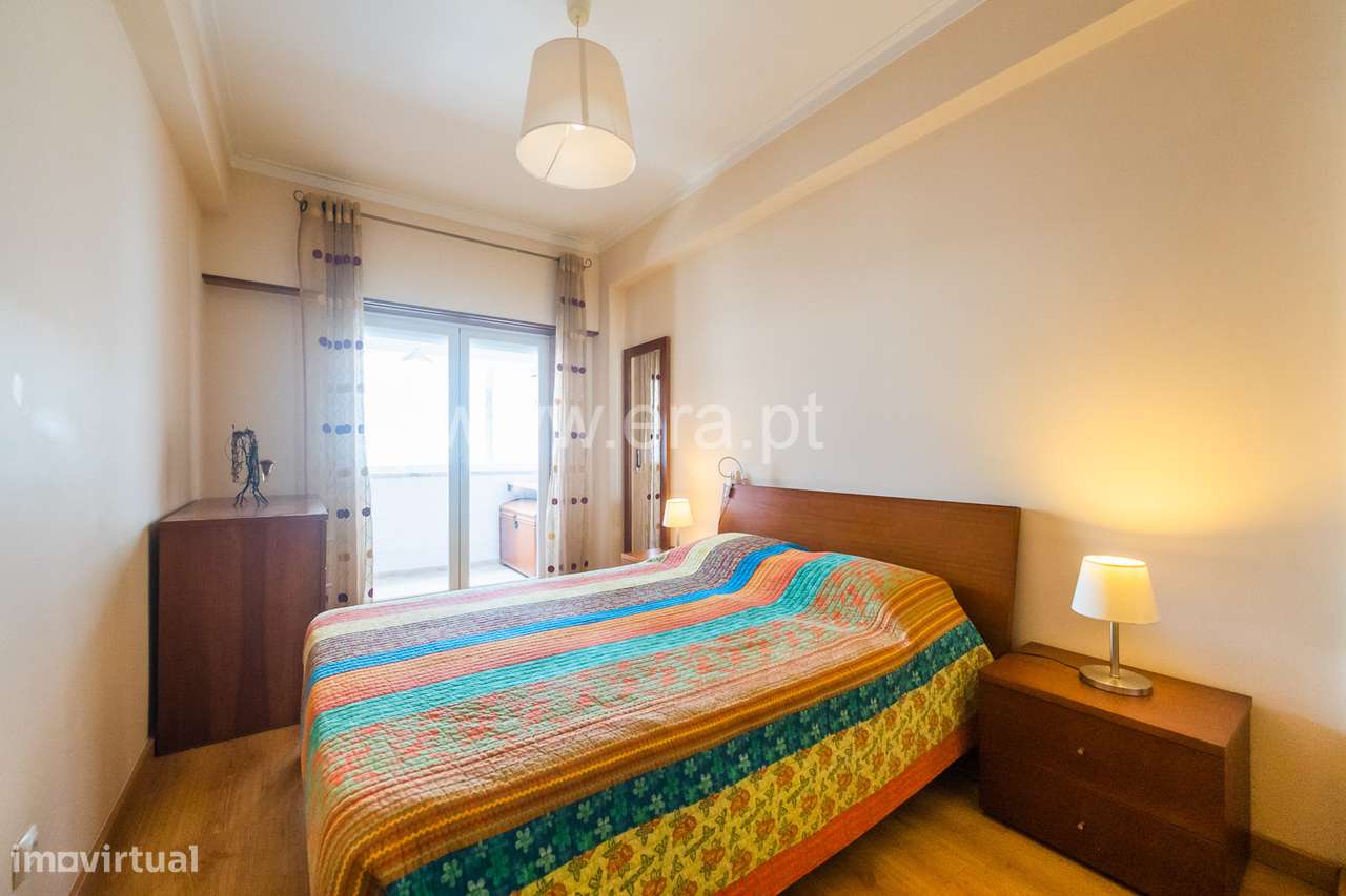 Apartamento T2 com 77 m perto do Metro-11