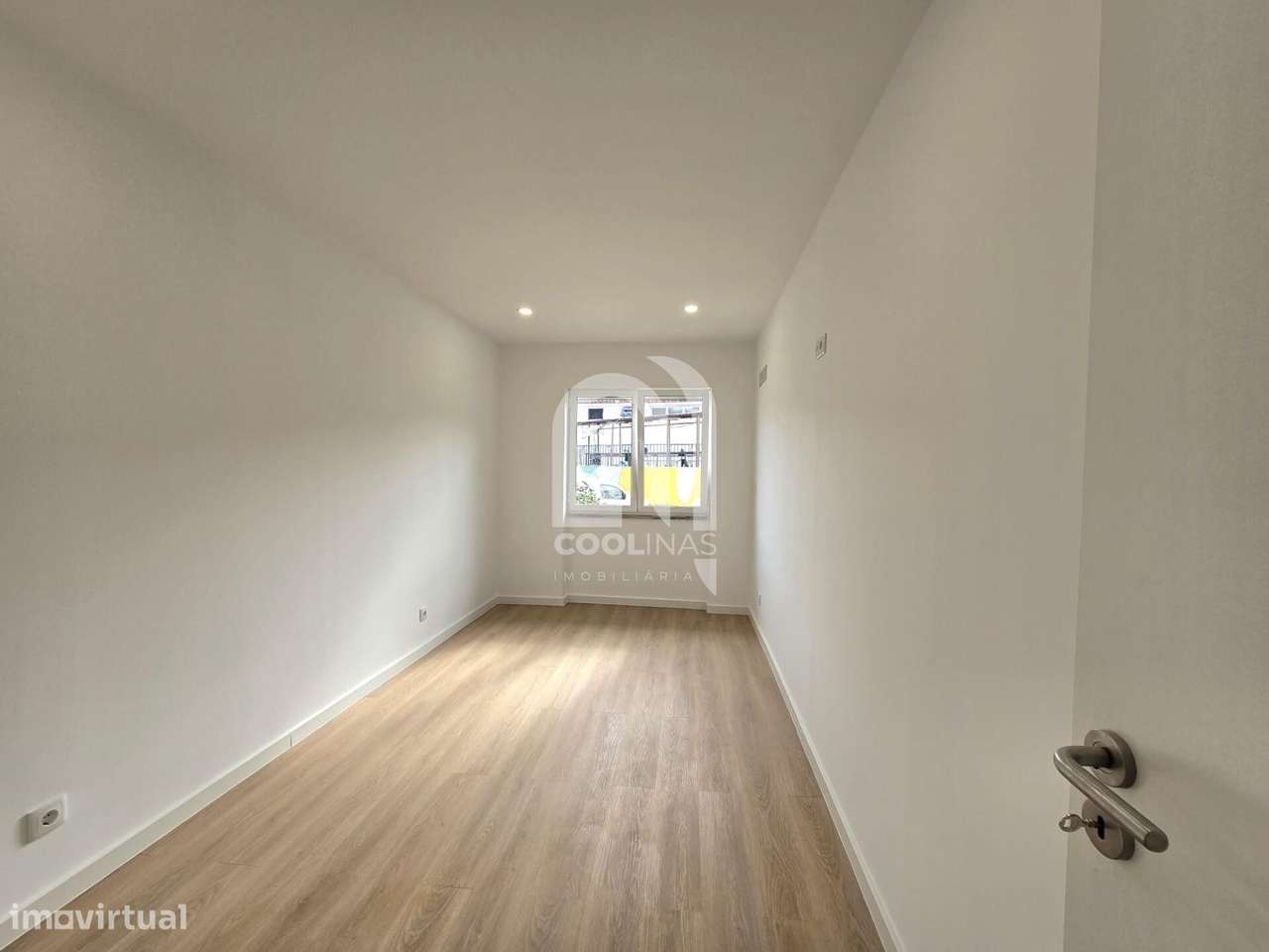 Apartamento T3 Renovado, com logradouro, Cruz de Pau-14