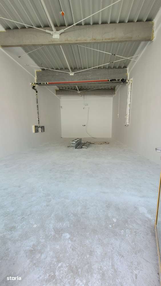 Spatiu comercial de inchiriat Zacaria Retail Center - Imagine principală: 4/12