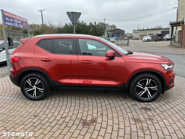 Volvo XC 40 D3 Momentum Pro - 22