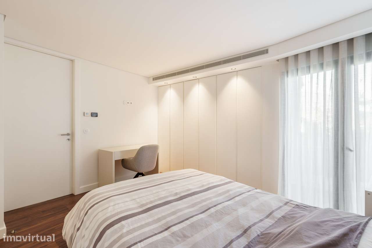 Apartamento T3 de luxo no Centro Histórico de Braga-49