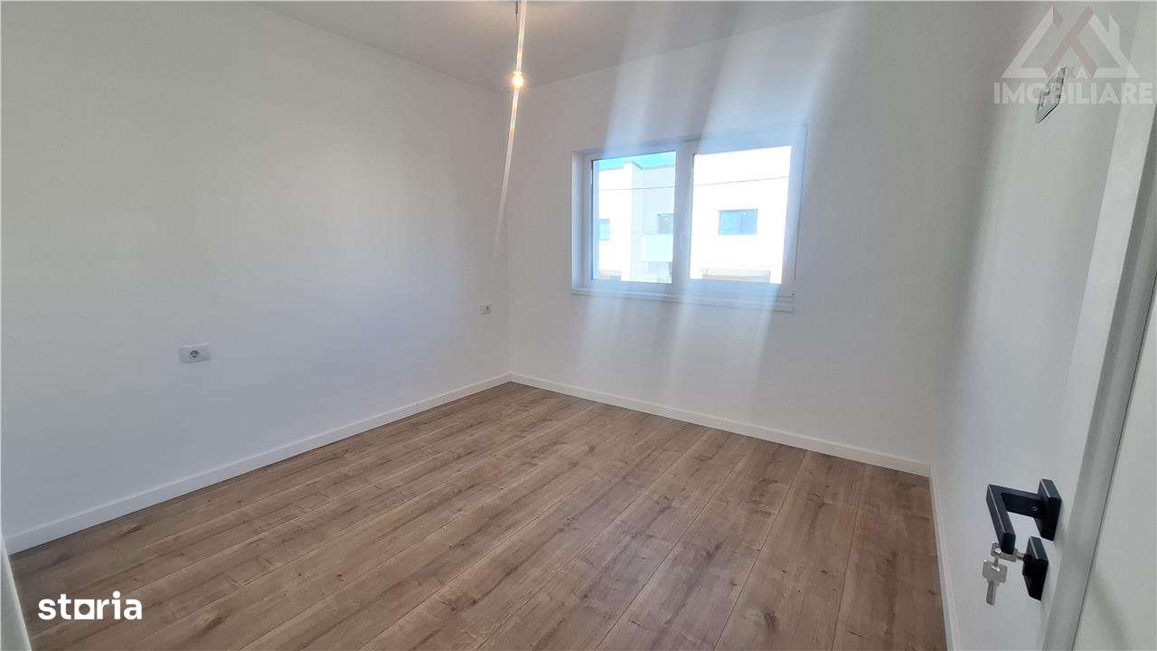 Mutare imediata!Casa Valea Lupului,4 camere, 2 bai, Asfalt,Canalizare,-18