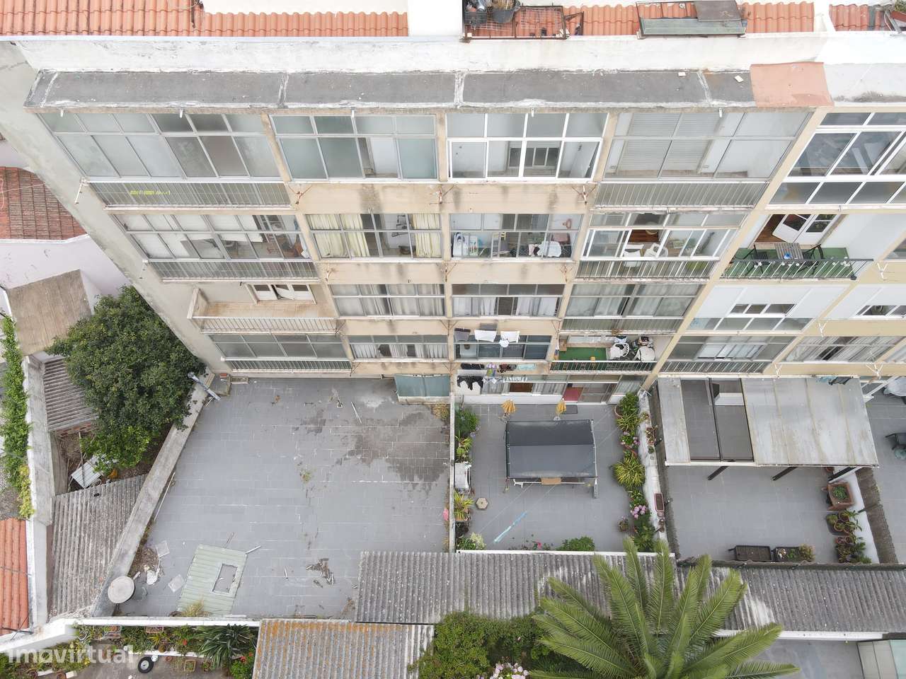 Apartamento t1 à venda na Avenida Patrão Joaquim Lopes-19