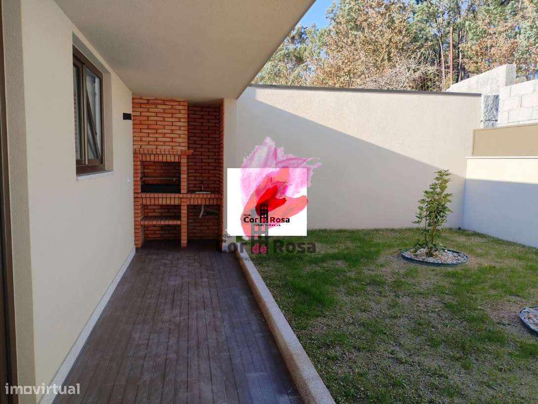 última moradia para venda – T3 gaveto Arões...-30