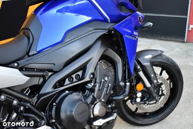 Yamaha MT - 27