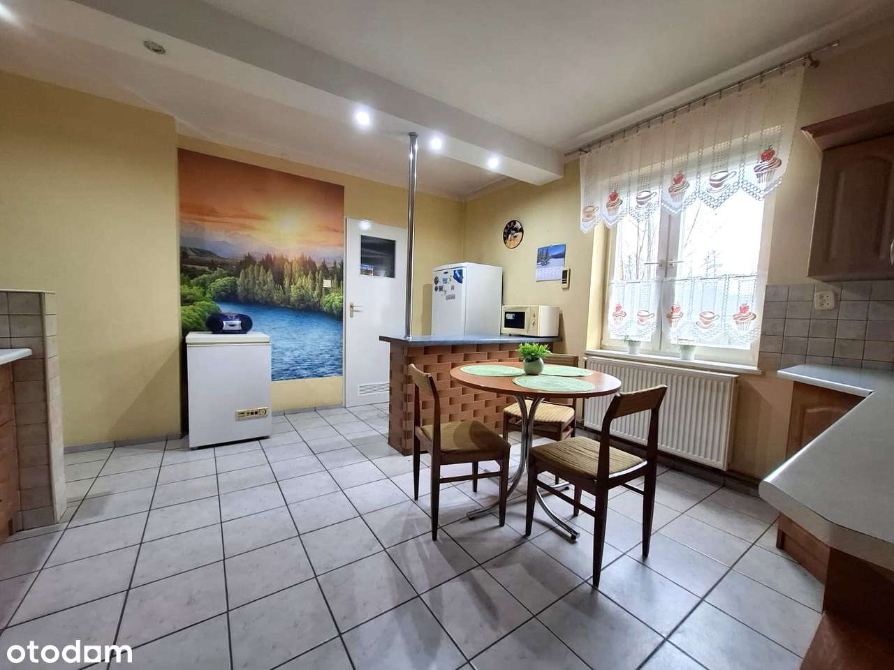 Uroczy dom w spokojnej okolicy, dla kochających wieś i spokój. Siercz-6