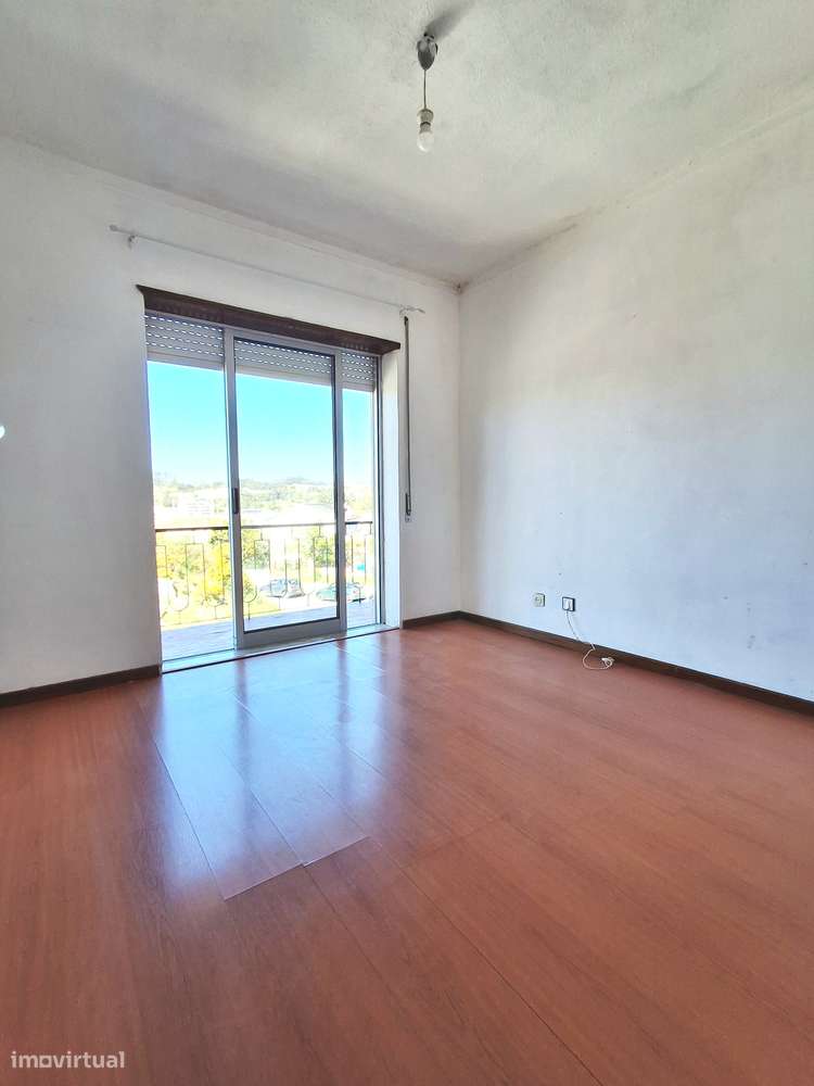 Moradia T3 Geminada com jardim e garagem em Gavião - V. N. Famalicão-6