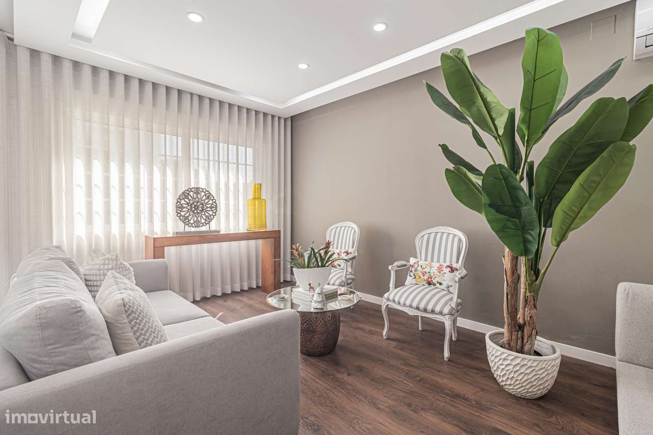 Moradia Isolada T4 com piscina  em Pinhal Frades, Fernão Ferro-5