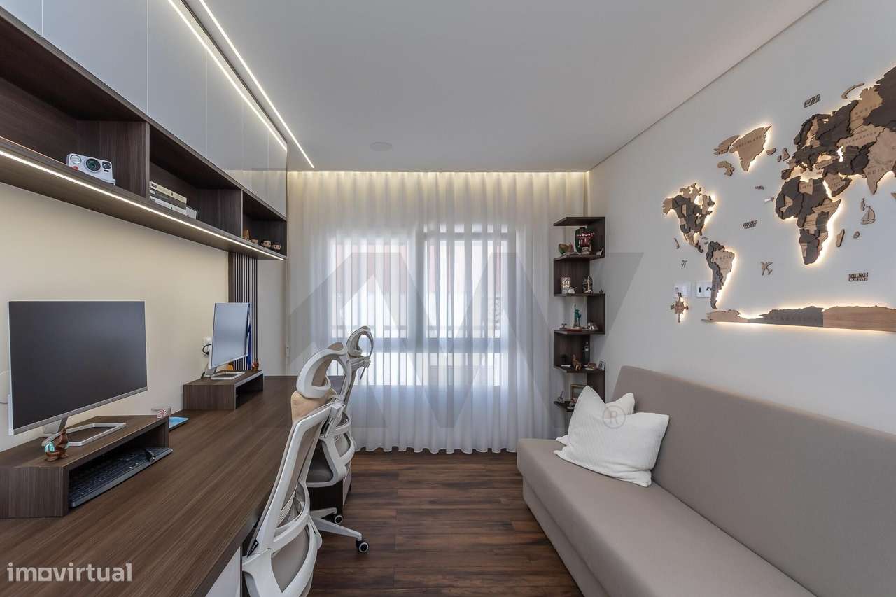 Excelente T2 de 2024 no Riverside Residence-12