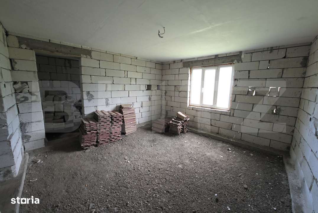 Casa la tara  de vanzare, cu 13 ari de teren, la 40 km de Bistrita - Imagine principală: 4/18