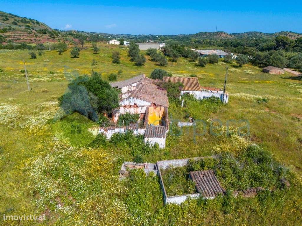 Terreno com Casa com 220.000m2 - à Venda em Tavira - Grande imagem: 3/13