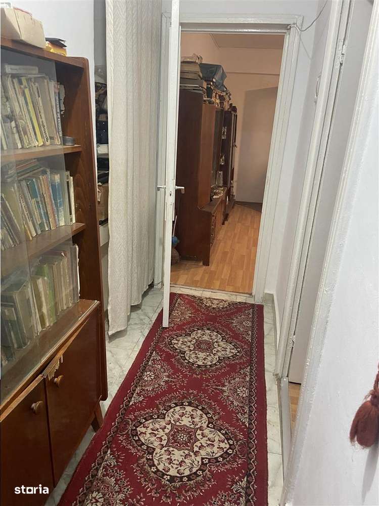 Apartament 3 camere , zona Cartier Gara , et 34 , 60 mp , centrala ter - Imagine principală: 5/10