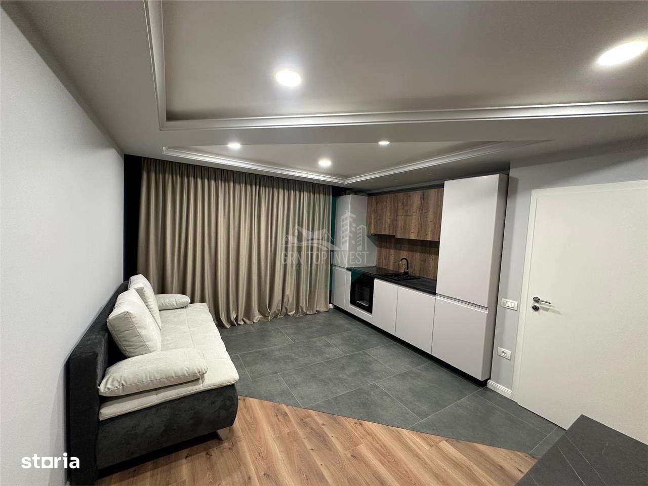 Apartament modern 2 camere cu balcon gradina si loc de parcare zona Se - Imagine principală: 2/7