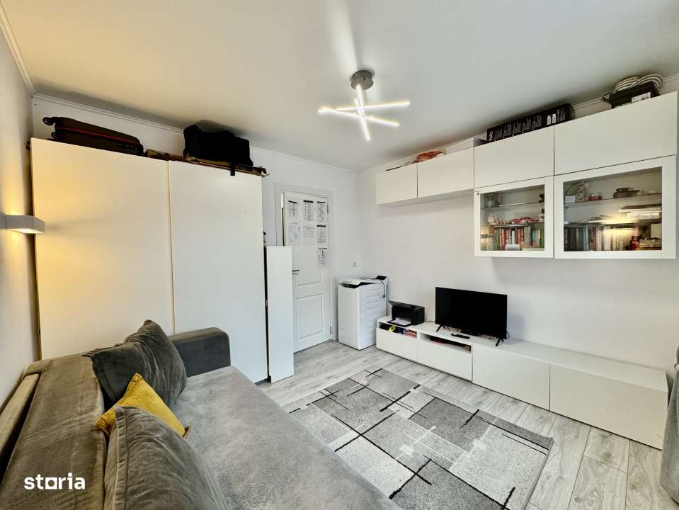 Vanzare Garsoniera Pacurari- Moara de Foc, etaj 2/4. Renovat. Mobilat - Imagine principală: 3/8