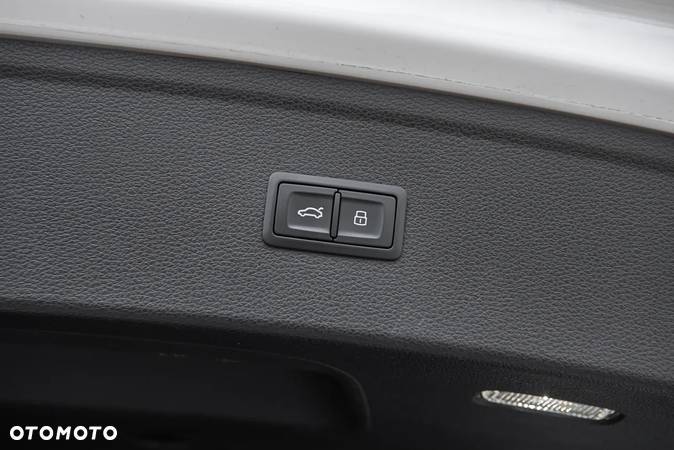 Audi Q5 40 TDI quattro S tronic sport - 35