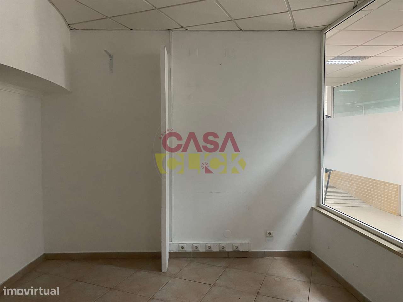 Loja T2 Venda em Torres Novas (Santa Maria, Salvador e Santiago),Torre - Grande imagem: 5/25