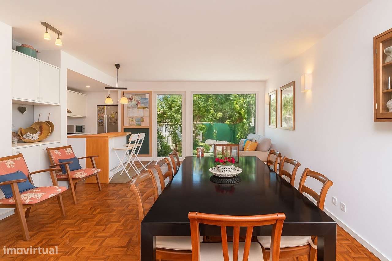 Moradia T4+1 para remodelação Gandarinha em Cascais-6