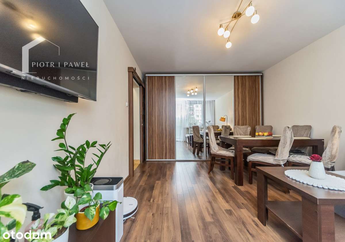 Mieszkanie z klimatem w świetnej lokalizacji!-1