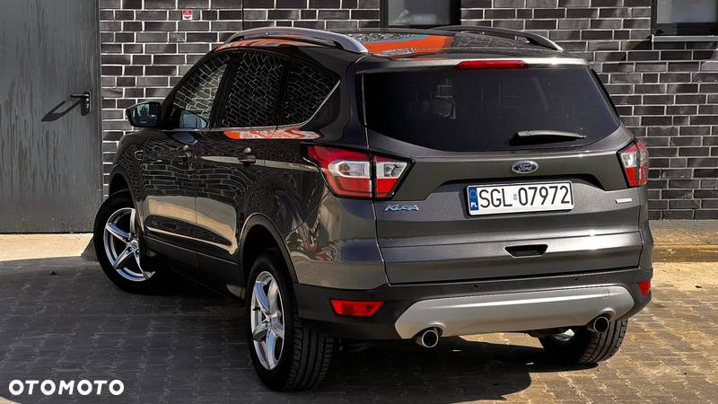 Ford Kuga 1.5 EcoBoost 2x4 Titanium - 18