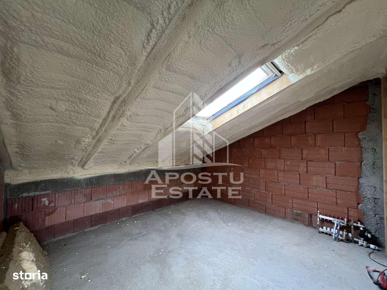 DE VANZARE duplex cu pozitie excelenta in oras - Imagine principală: 5/20