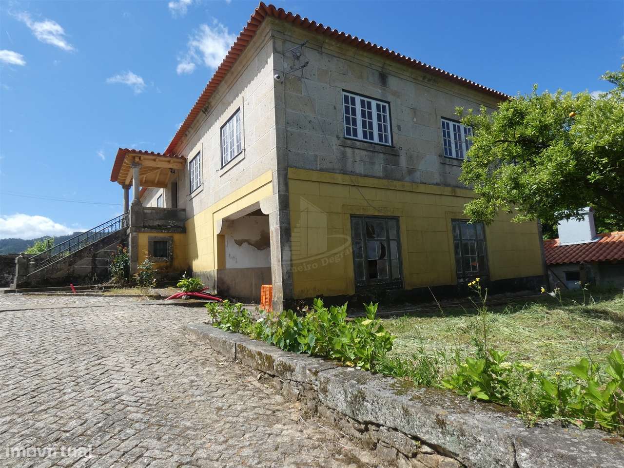 Um Paraíso no Alto Minho com 9 Hectares de Natureza e Produção de Vinh-53