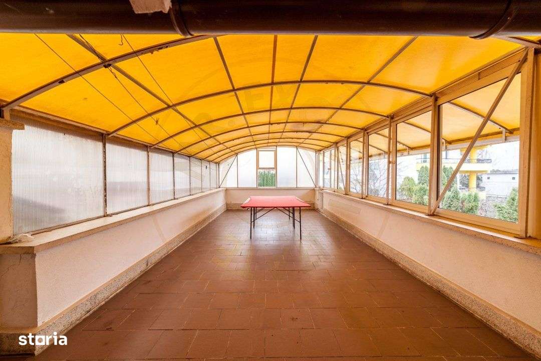 Casa cu destinatie versatila: clinica medicala, after - school, camin-10