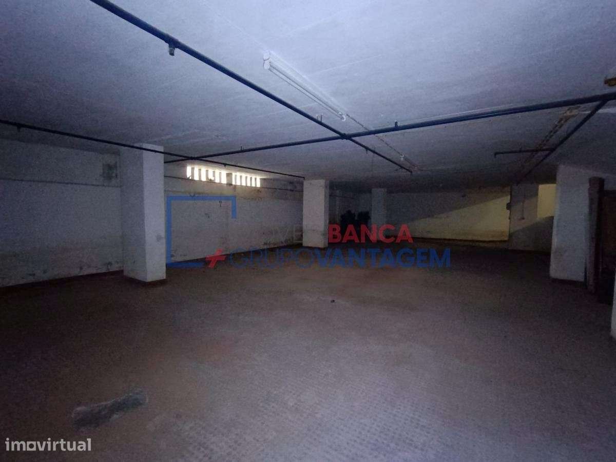 LUGAR DE PARQUEAMENTO - TAPADA DAS MERCÊS - Grande imagem: 5/18