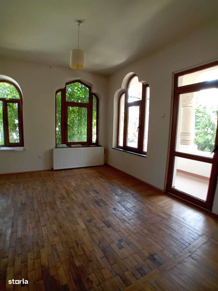 Casa de vanzare - ultracentral Pitesti-14