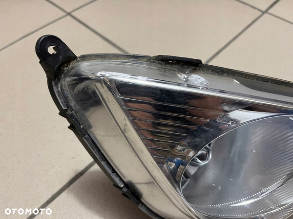 HYUNDAI I40 I-40 LAMPA HALOGEN PRAWY - 2