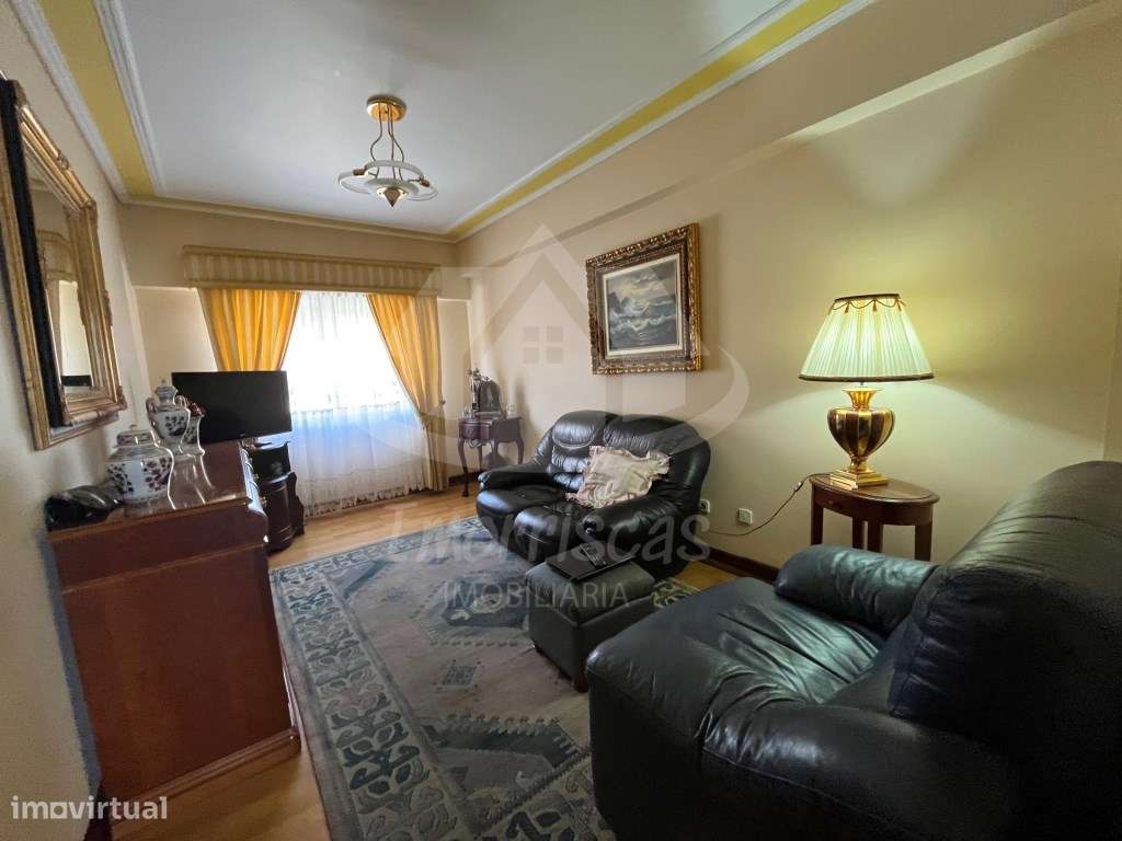 Apartamento T3 com box no Forte da Casa-12