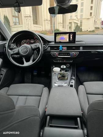 Audi A4 Avant 2.0 TDI ultra S tronic sport - 5