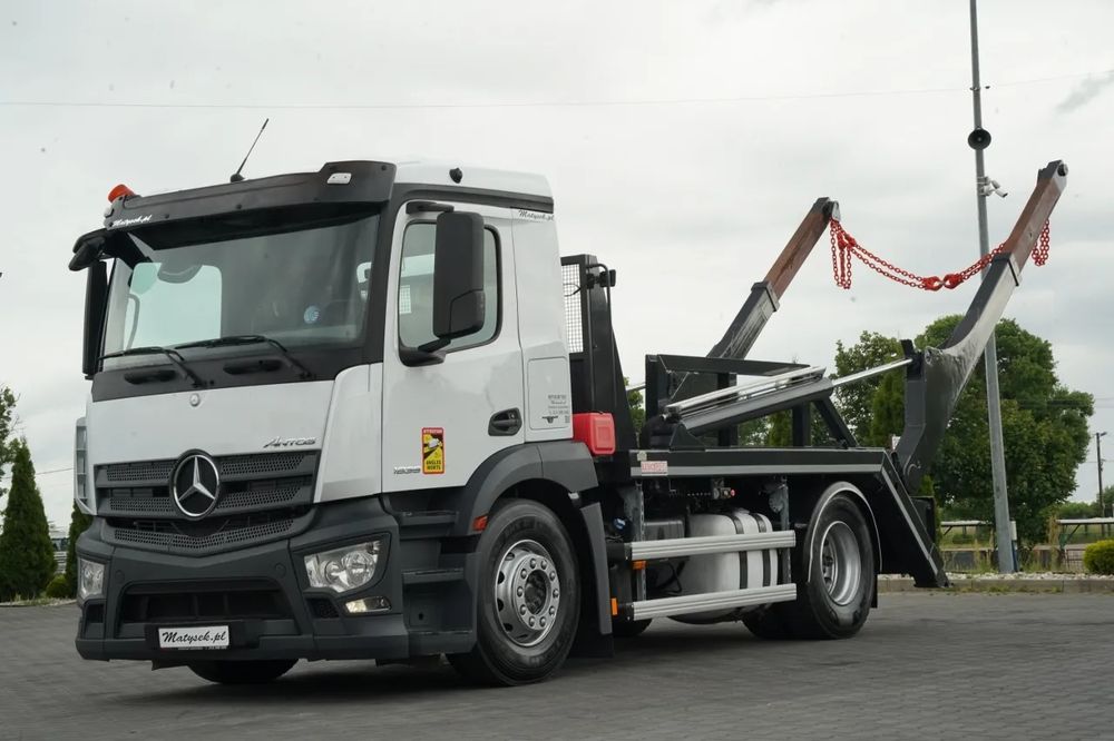 Mercedes-Benz Antos 2015