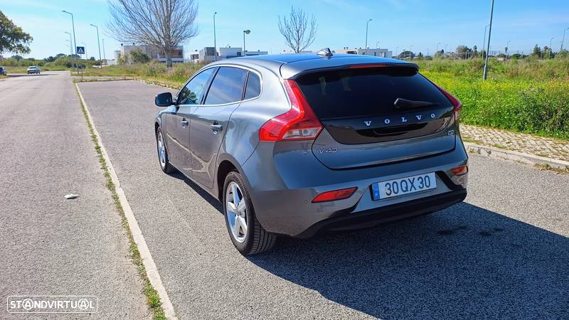 Volvo V40 1.6 D2 Momentum - 5