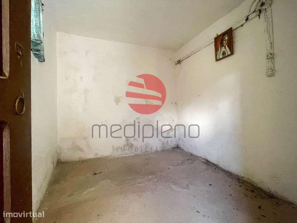 MORADIA T2 C/ ANEXOS-6