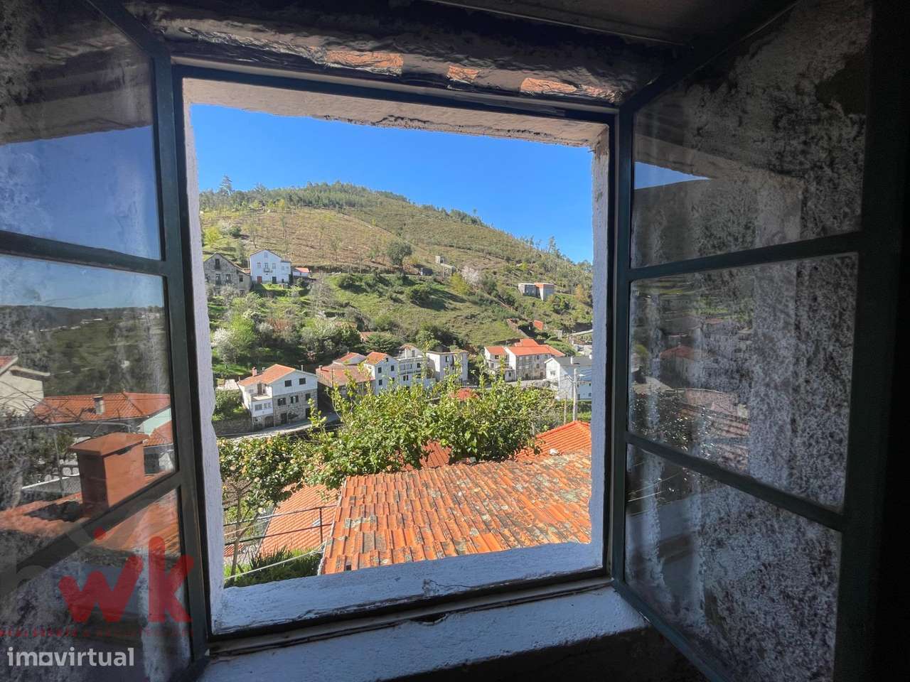 Moradia em Pedra com Charme e Potencial em Corgas, Seia-11